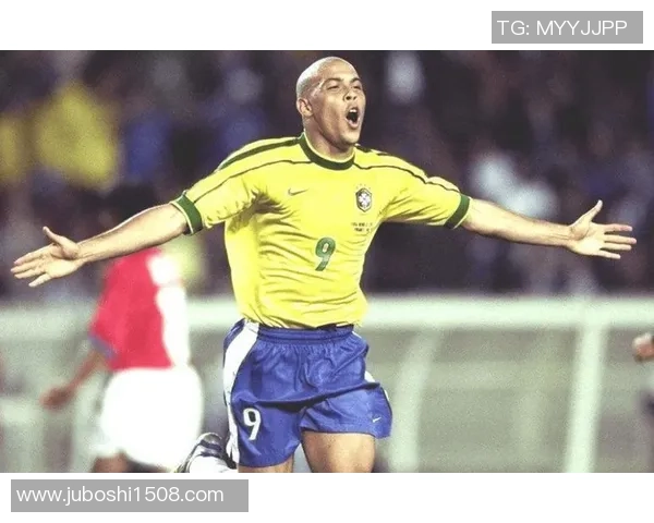 世界足球历史上最具影响力的老一辈球星排名及其传奇贡献分析